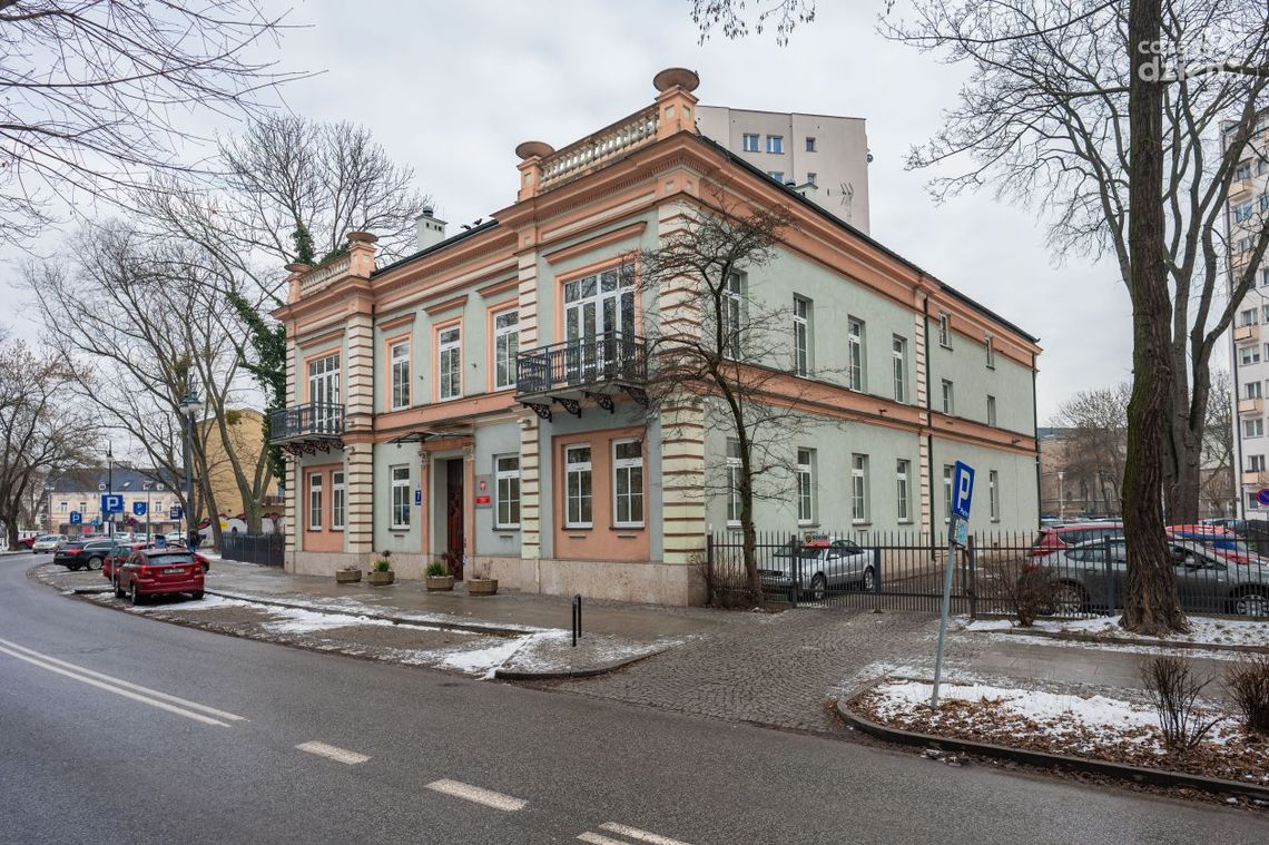 Spacerkiem po mieście: Polskie Towarzystwo Turystyczno-Krajoznawcze