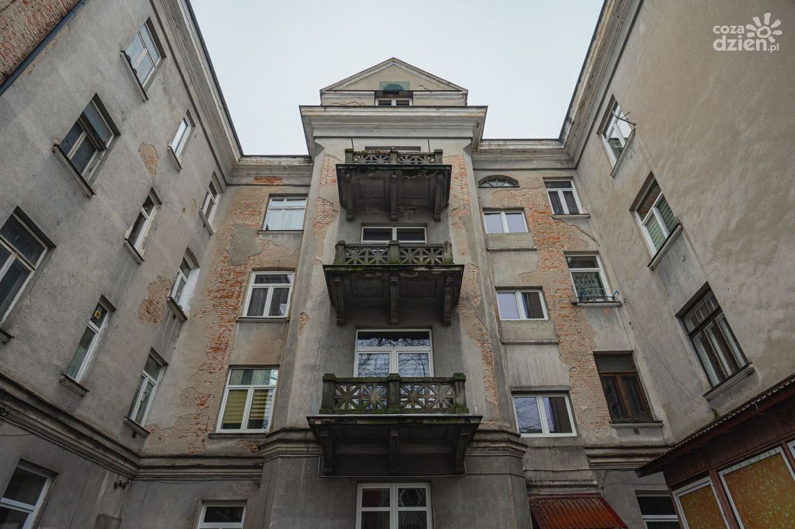 Spacerkiem po mieście. Radomska Dyrekcja Okręgowa Kolei Państwowych