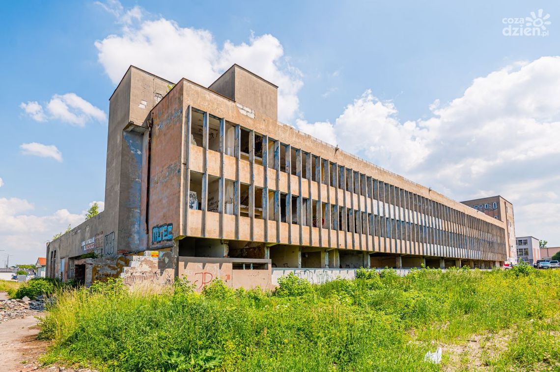 Spacerkiem po mieście. Radomska Fabryka Wyrobów Metalowych „Polmetal”