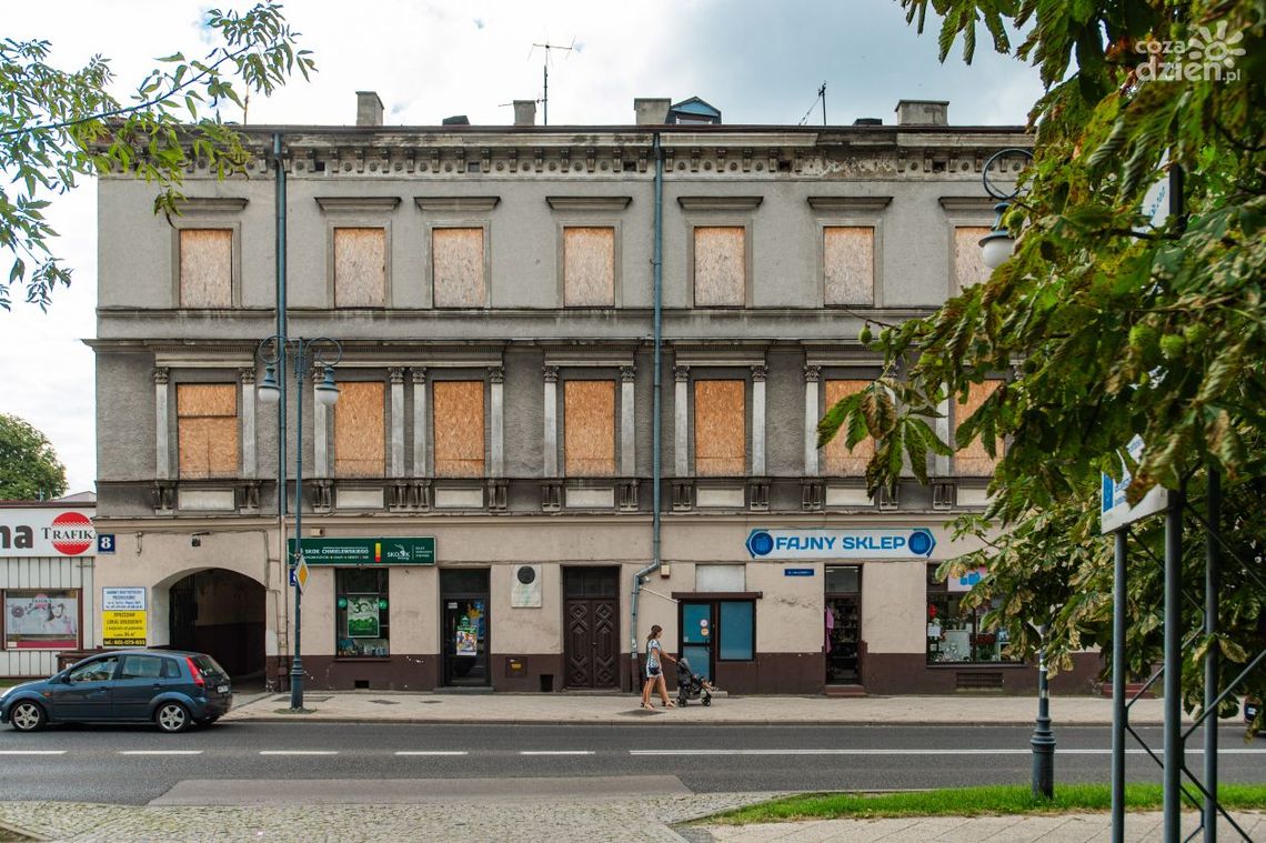 Spacerkiem po mieście: Radomskie Towarzystwo Pożyczkowo-Oszczędnościowe. Bank Spółdzielczy przy Klubie Rzemieślniczym Żydowskim Spacerkiem po mieście: Radomskie Towarzystwo Pożyczkowo-Oszczędnościowe. Bank Spółdzielczy przy Klubie Rzemieślniczym Żydowskim