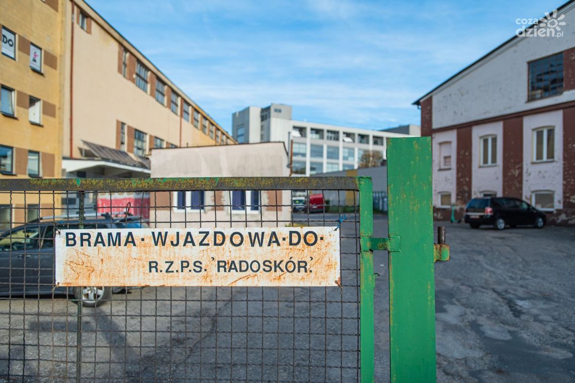 Spacerkiem po mieście: "Radoskór"