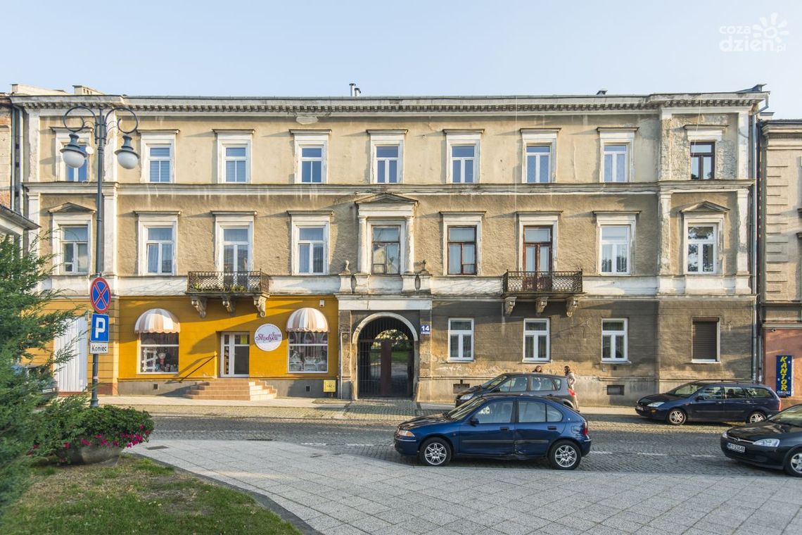 Spacerkiem po mieście. Szkoła Piotra Biernackiego