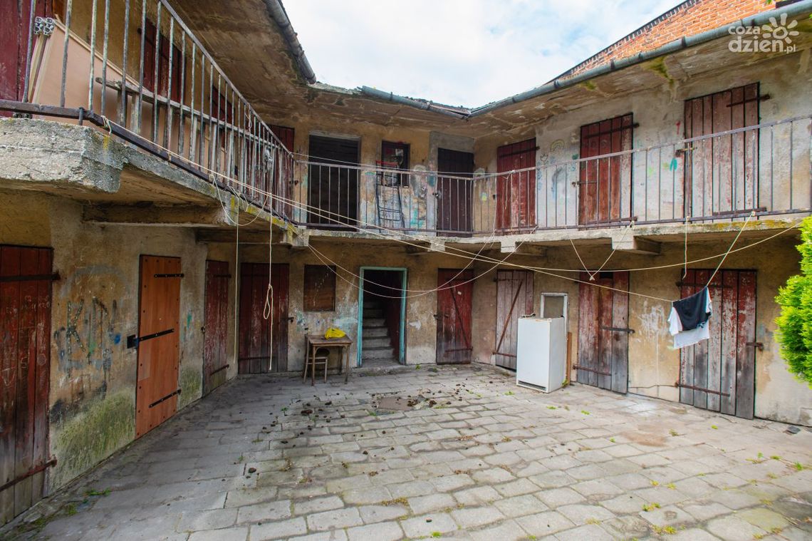 Spacerkiem po mieście: Wojskowa Wytwórnia Sprzętu Przeciwgazowego