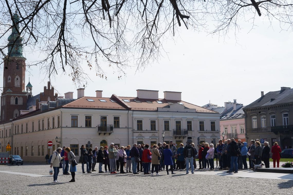 Spacerowicze odkryją nieodstępne miejsca w Radomiu Spacerowicze odkryją nieodstępne miejsca w Radomiu