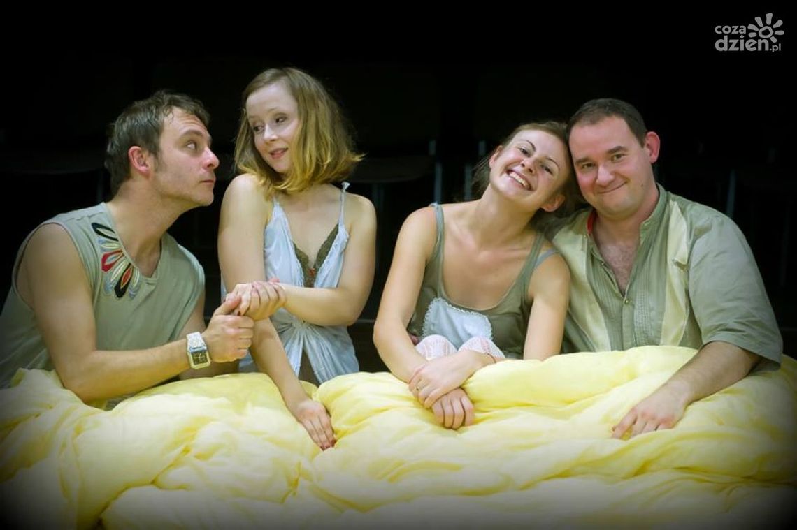 Spektakl "Mąż i żona" w Resursie Obywatelskiej Spektakl "Mąż i żona" w Resursie Obywatelskiej