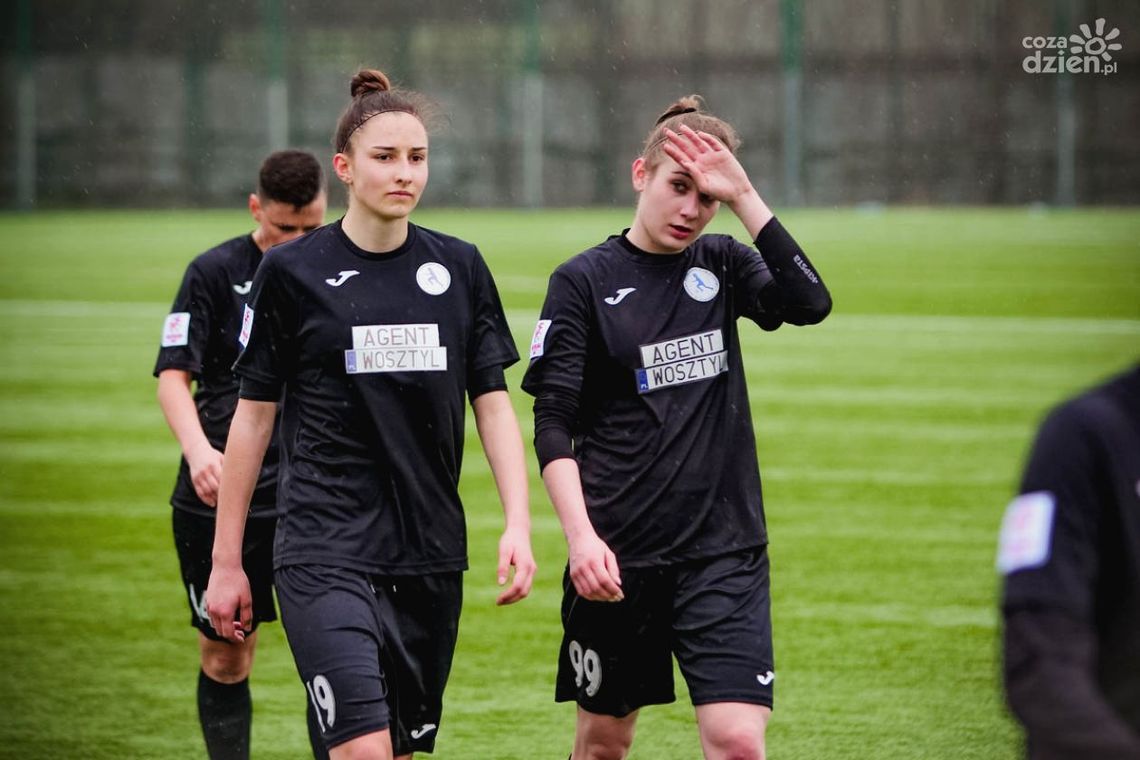 Sportowa Czwórka Wosztyl.eu 1:4 Unifreeze Górzno  