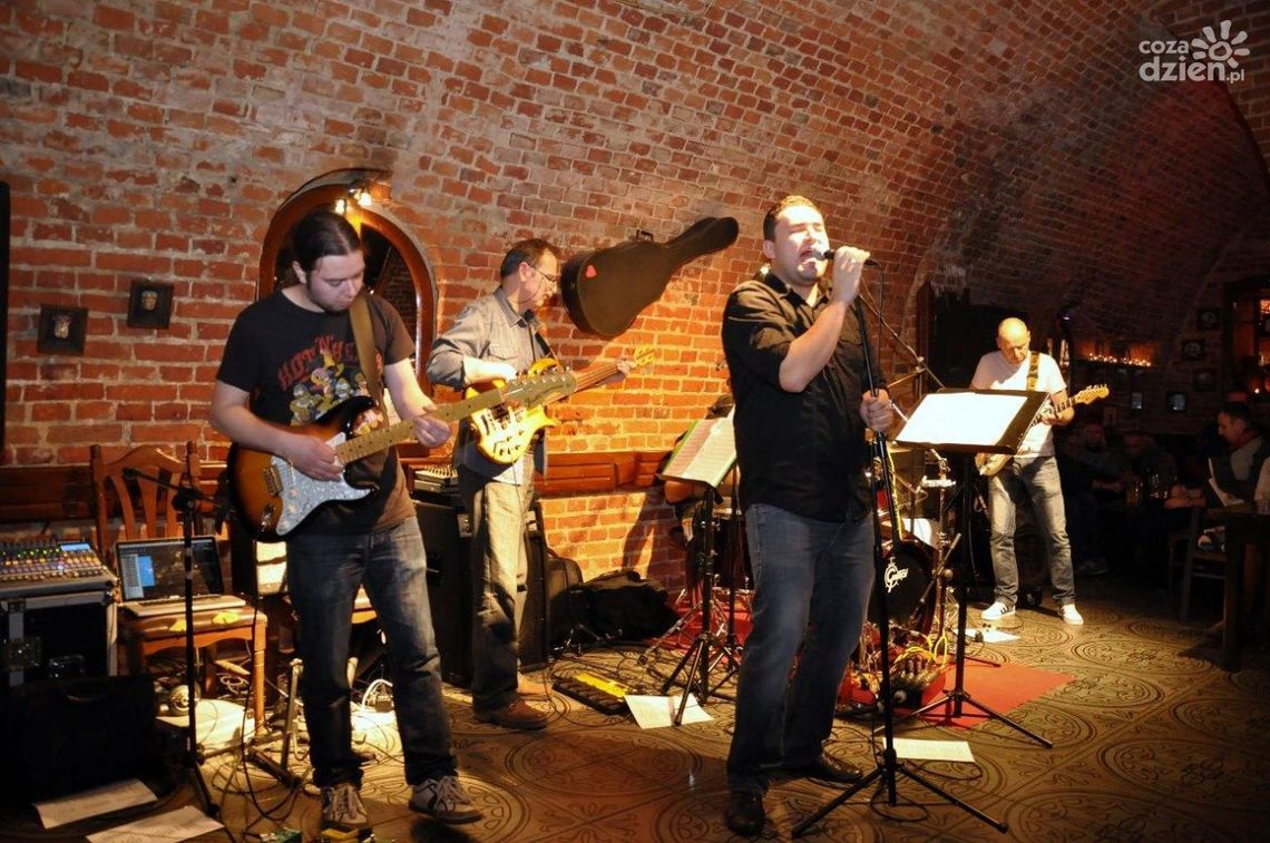 "Spotkajmy się na Żeromskiego": zespół Locomotion oraz Paweł Mosiołek