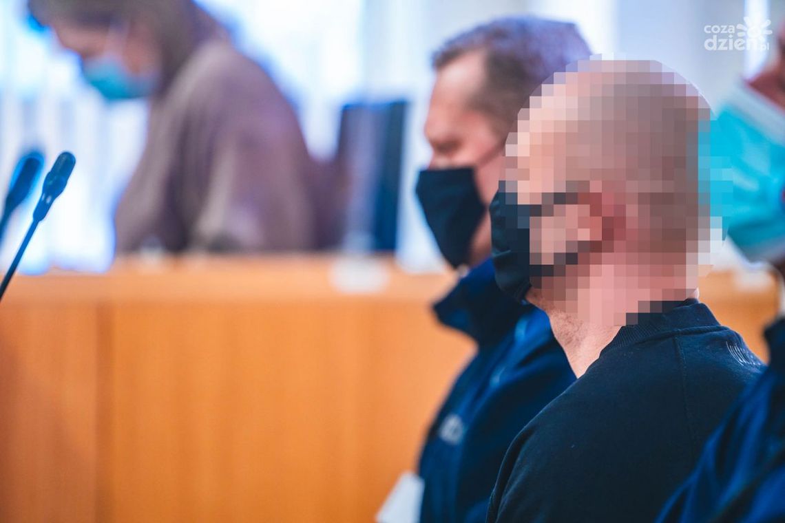 Sprawca pobicia pod Żabką usłyszał wyrok [aktualizacja]