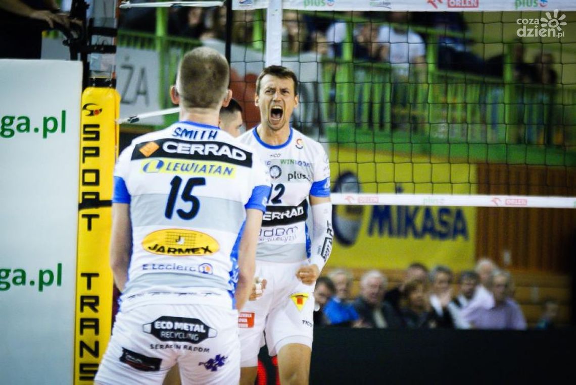 Środkowy Czarnych przenosi się do GKS-u Katowice! Środkowy Czarnych przenosi się do GKS-u Katowice!