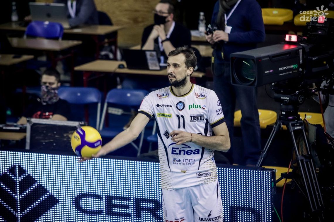 Środkowy Wiktor Josifow odchodzi z Cerradu Enei Czarnych