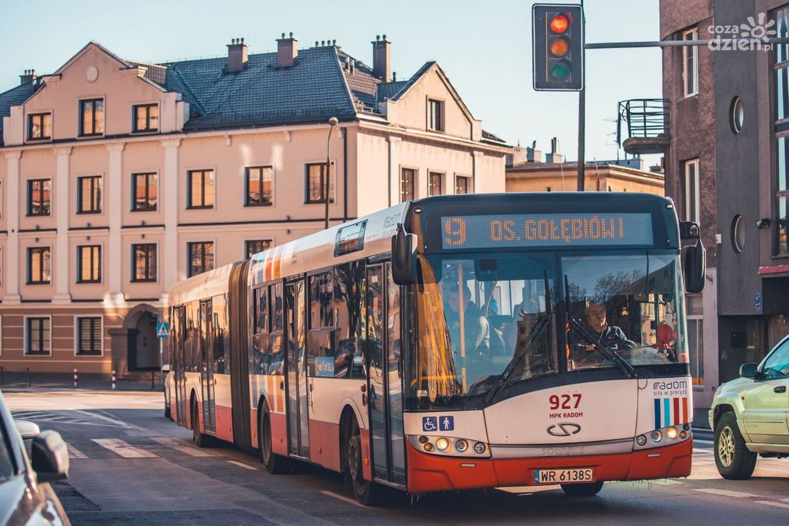 Stałe zmiany w rozkładzie miejskiej komunikacji Stałe zmiany w rozkładzie miejskiej komunikacji