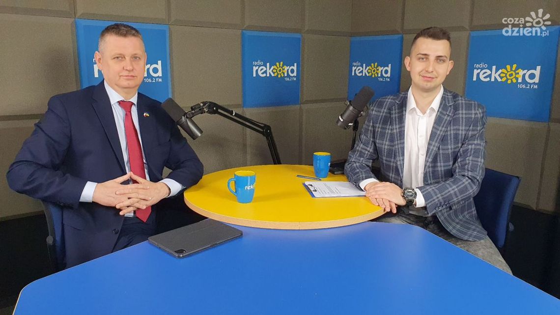 Standowicz: Lotnisko obsłuży rocznie do 3 mln pasażerów