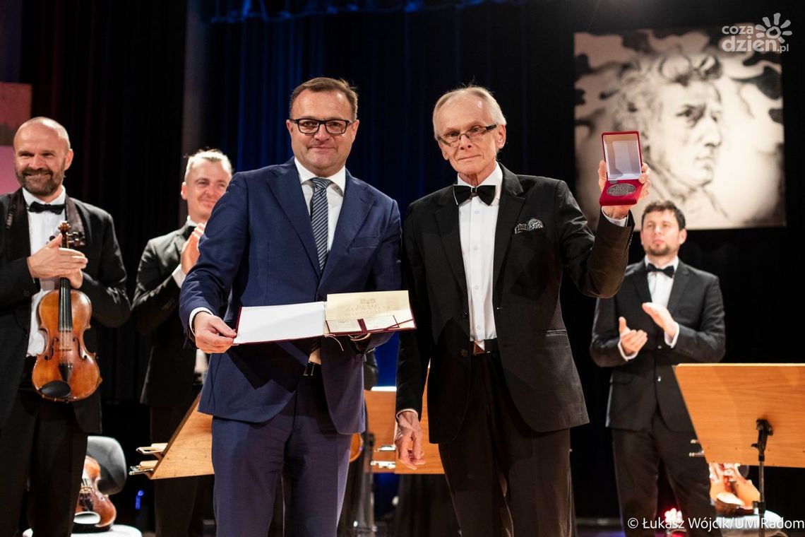 Stanisław Bawor odznaczony medalem Bene Merenti Civitas Radomsiensis