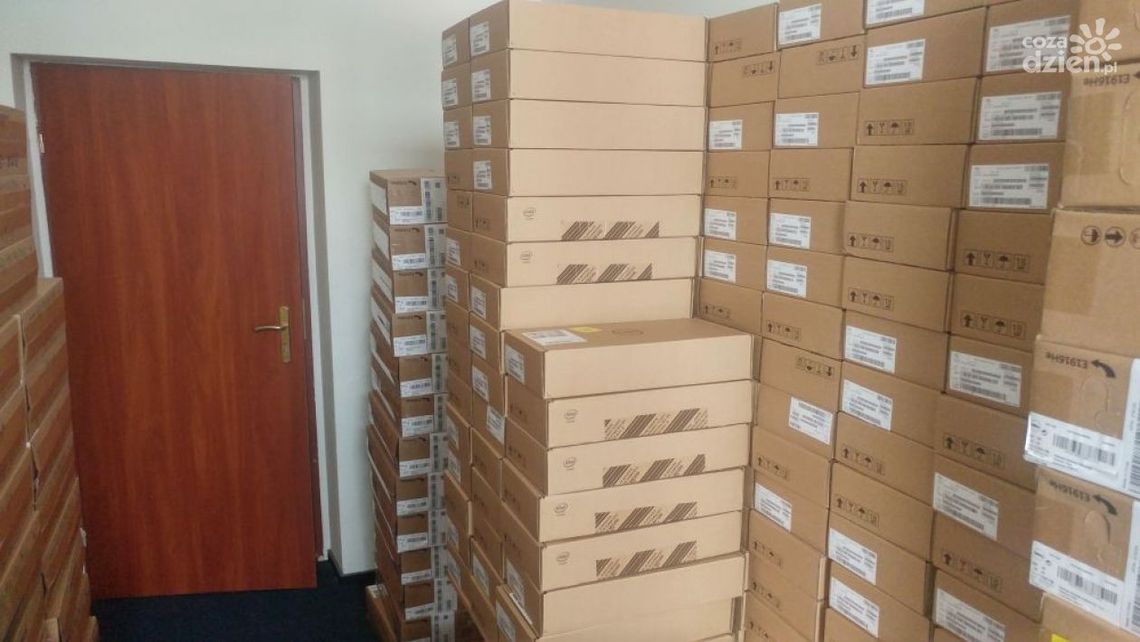 Starachowice. Komputery za blisko pół mln trafią do szkół