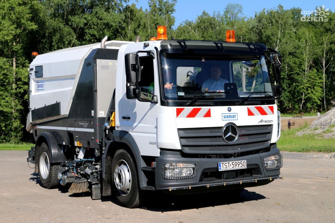 Starachowice. Na ulice trafiła nowa zamiatarka