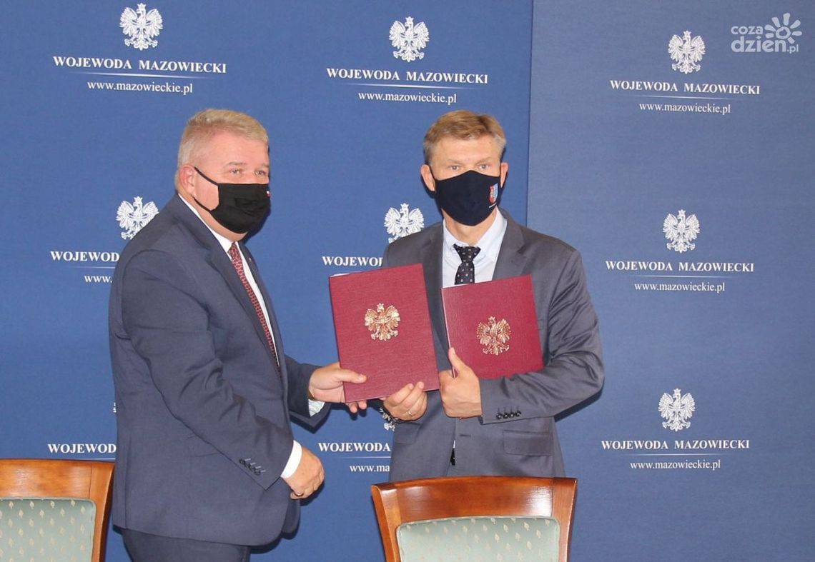 Starostwo Powiatowe w Radomiu z dofinansowaniem na budowę drogi Starostwo Powiatowe w Radomiu z dofinansowaniem na budowę drogi