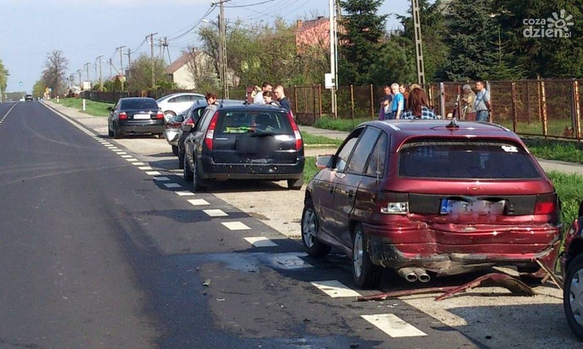 Stłuczka w Klwatce. Zderzyło się sześć samochodów!
