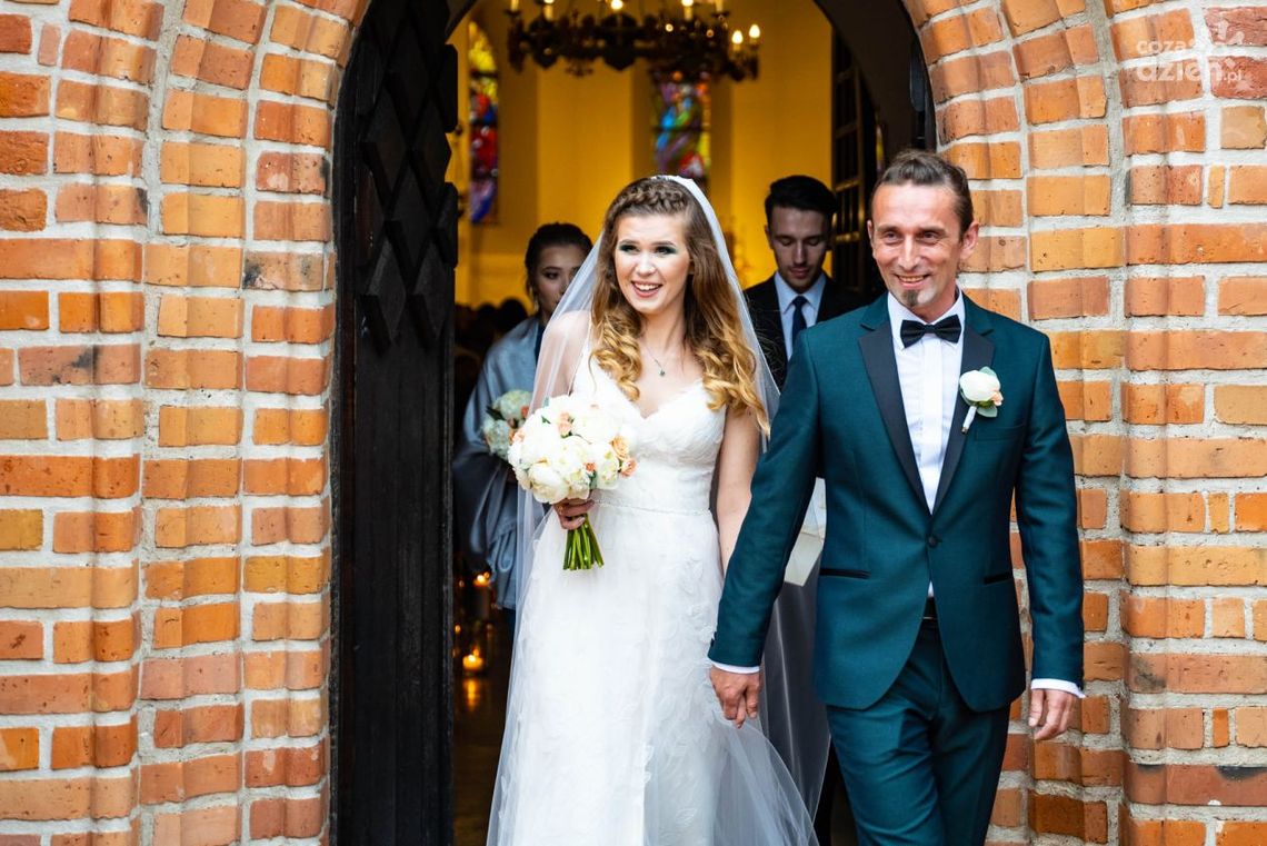 Sto lat młodej parze!