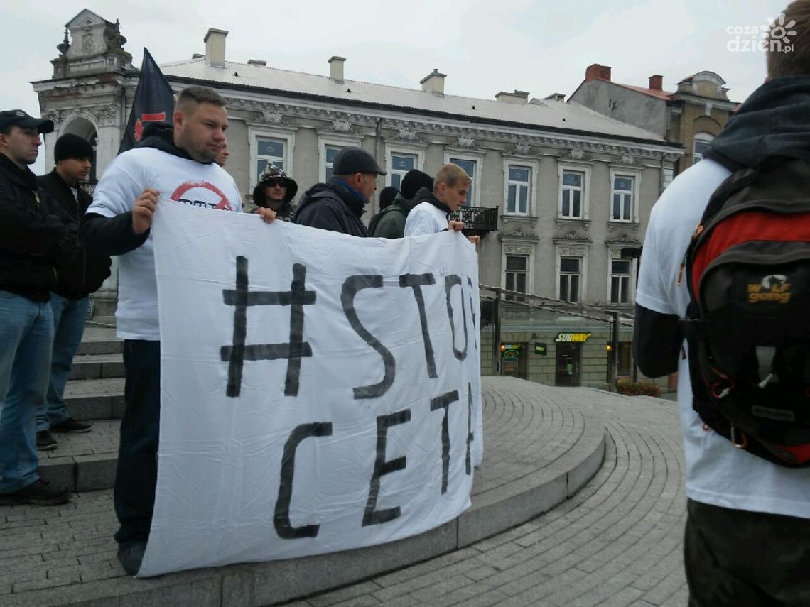 Stop CETA! Manifestacja Młodzieży Wszechpolskiej