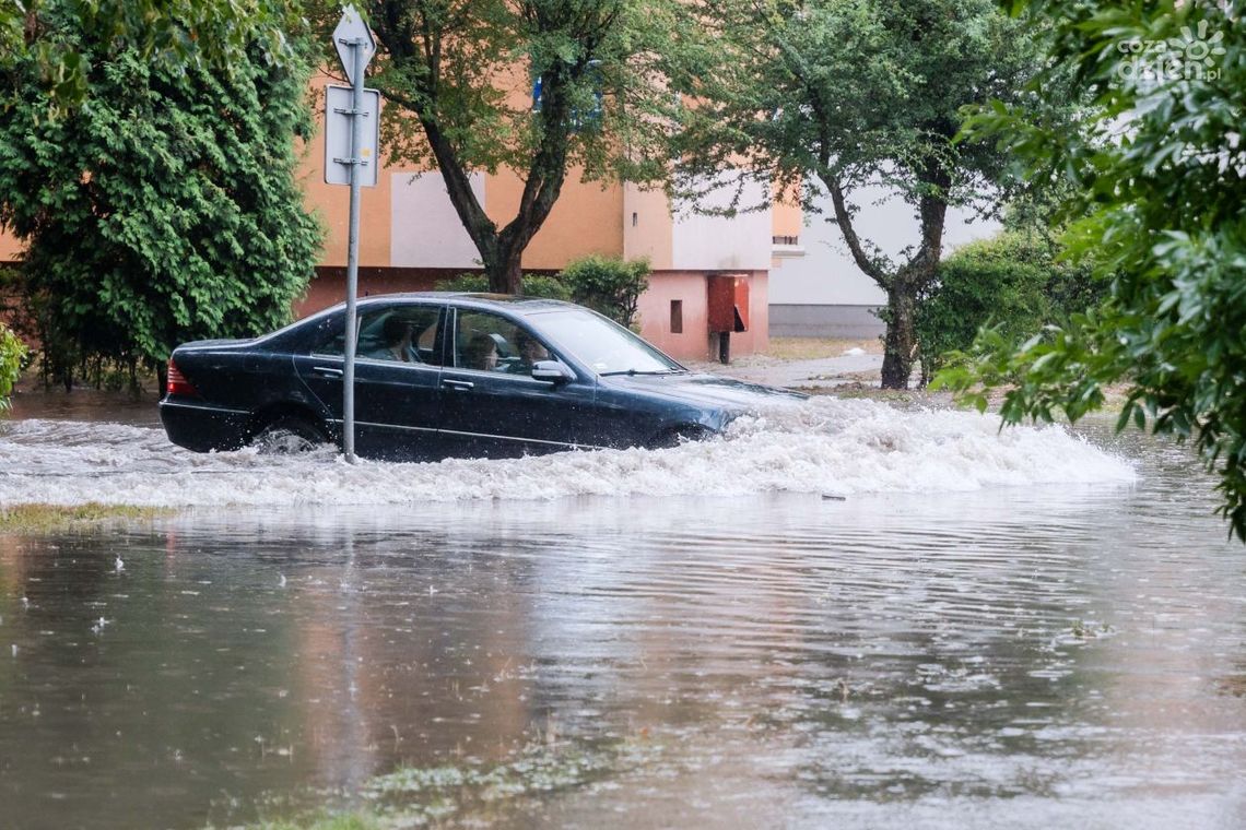 Strażacy podsumowują działania po burzy [WIDEO]