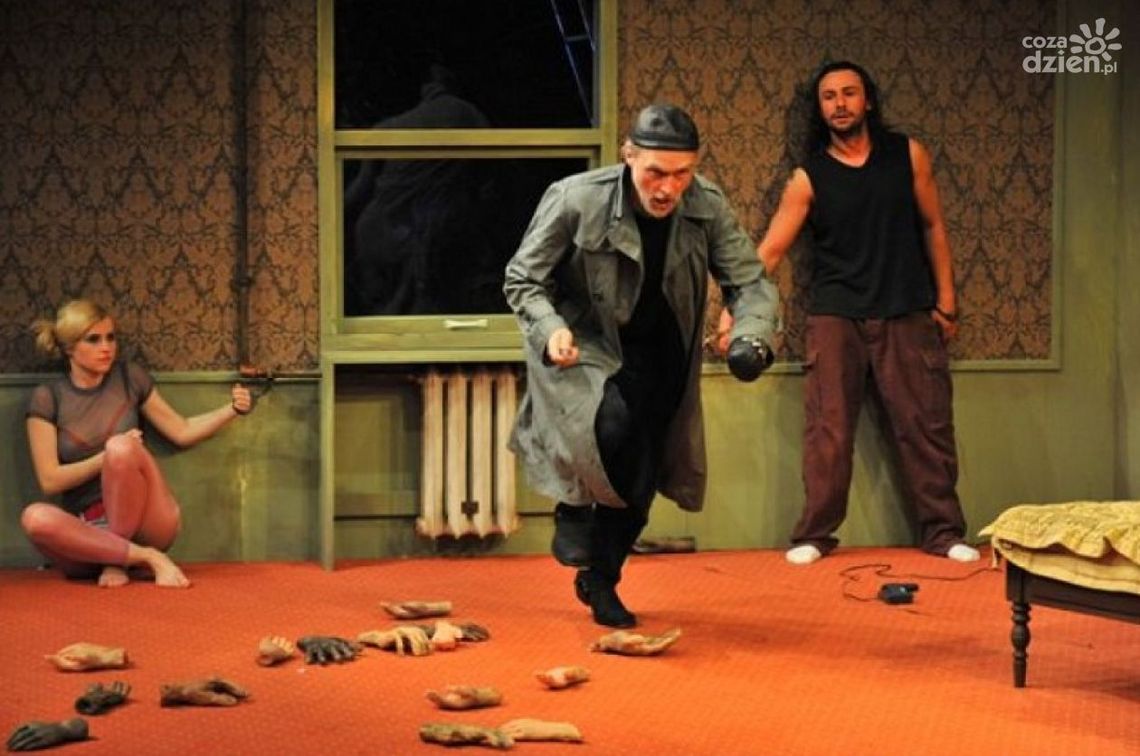 Studium szaleństwa i absurdu (recenzja)