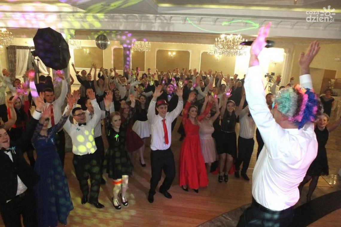 Studniówka 2017 - "Agrotechnik" Studniówka 2017 - "Agrotechnik"