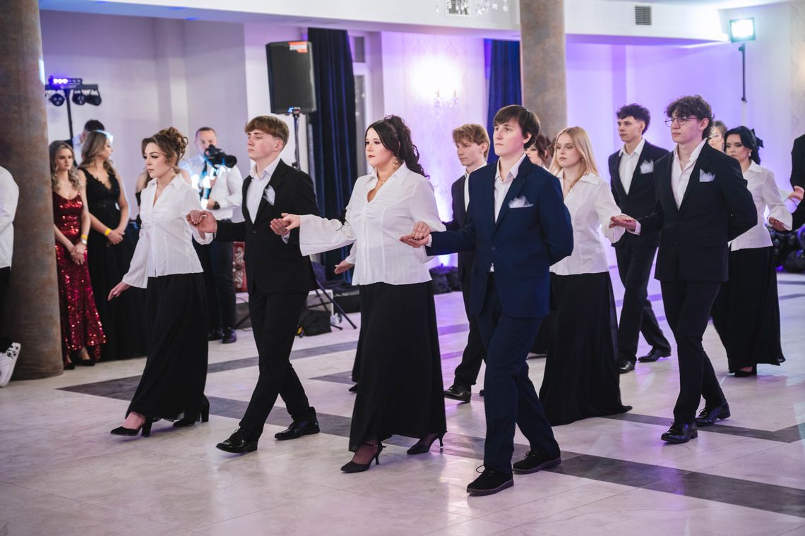 Niezapomniana studniówka Zespołu Szkół Skórzano-Odzieżowych, Stylizacji i Usług w Radomiu