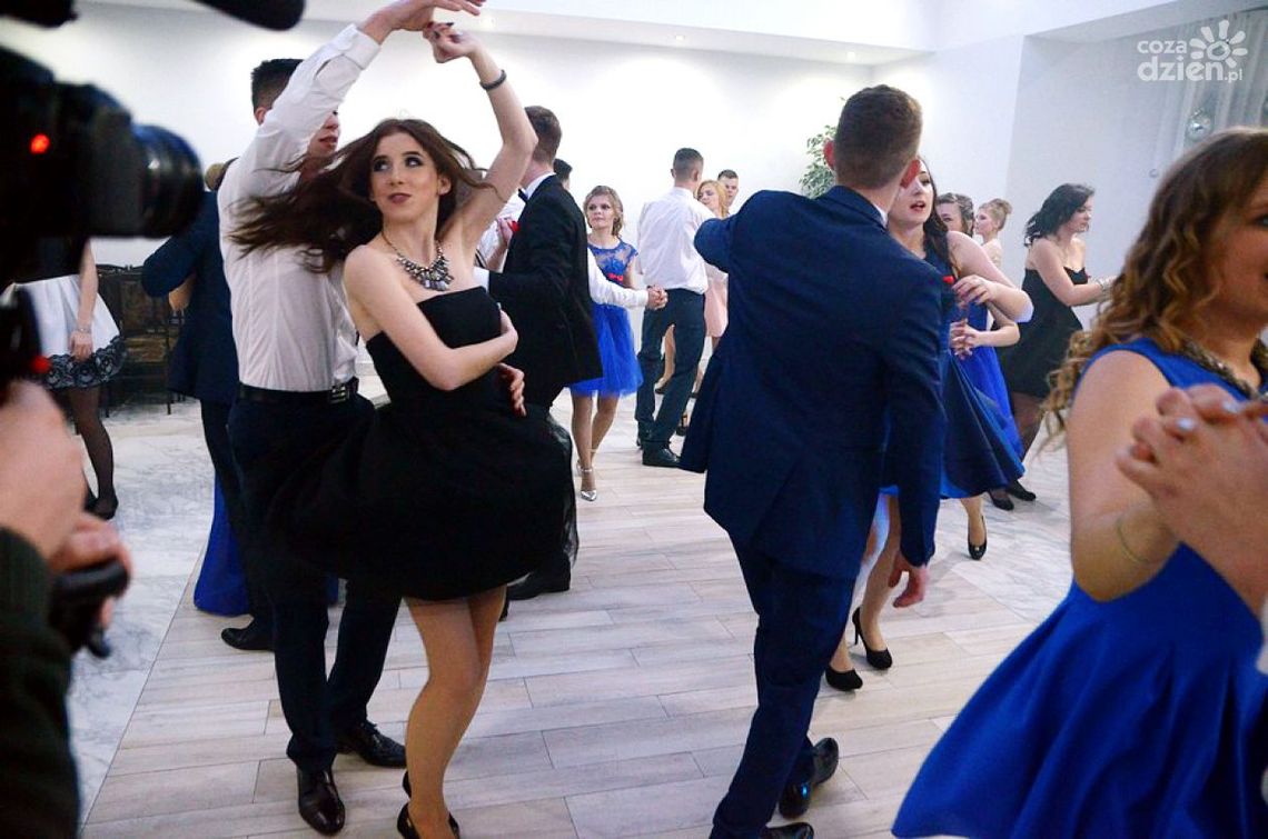 STUDNIÓWKA: "Agrotechnika" STUDNIÓWKA: "Agrotechnika"