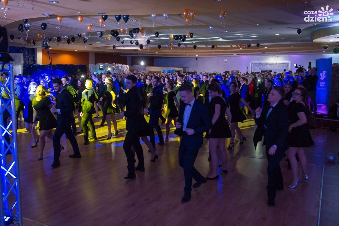 Studniówki 2018. Tak się bawili w "Chałubińskim" i "Elektroniku"