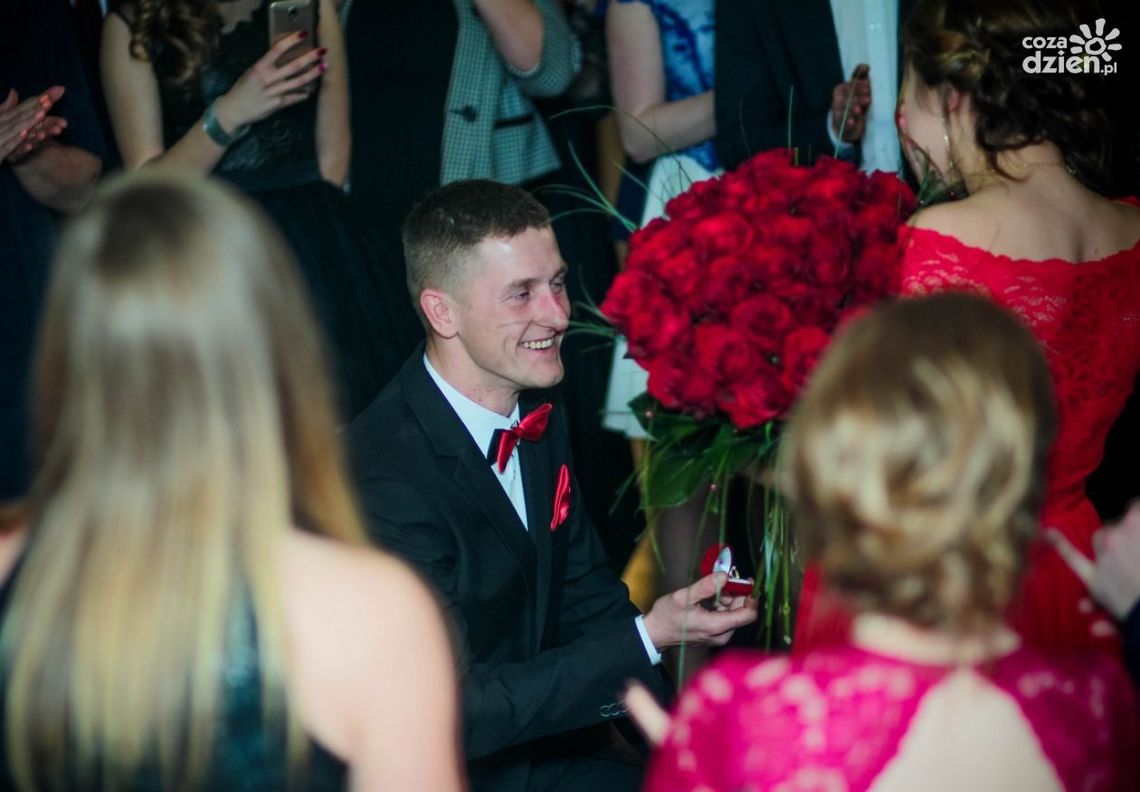 Studniówki 2018. Zobacz, jak bawili się maturzyści w "Staszicu"