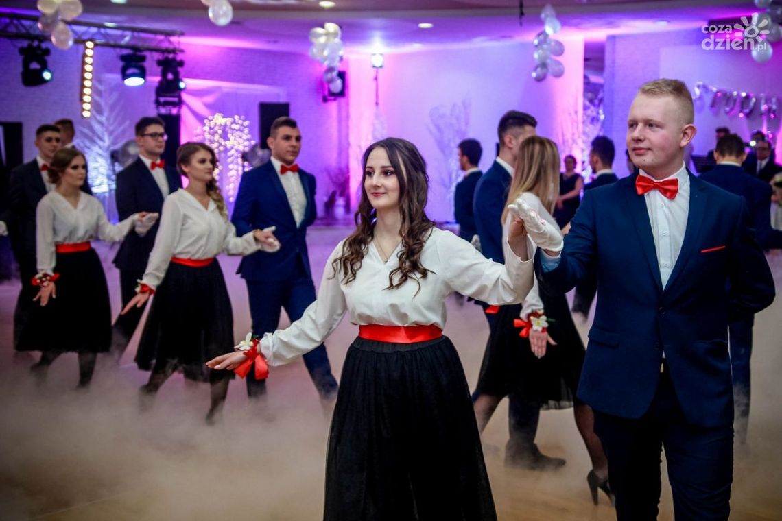 Studniówki 2019: "Energetyk" i "Słowacki" (zdjęcia)