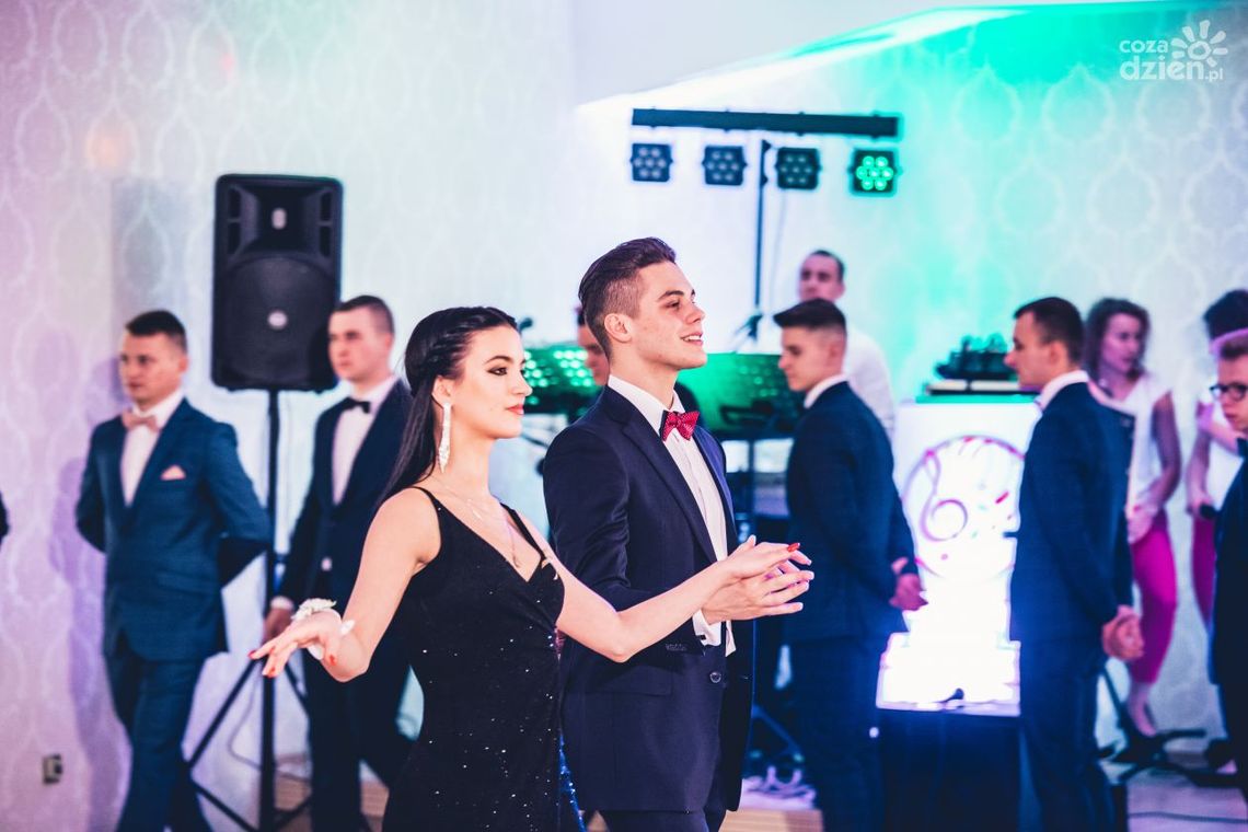 Studniówki 2020: Skórzanka (foto i wideo)