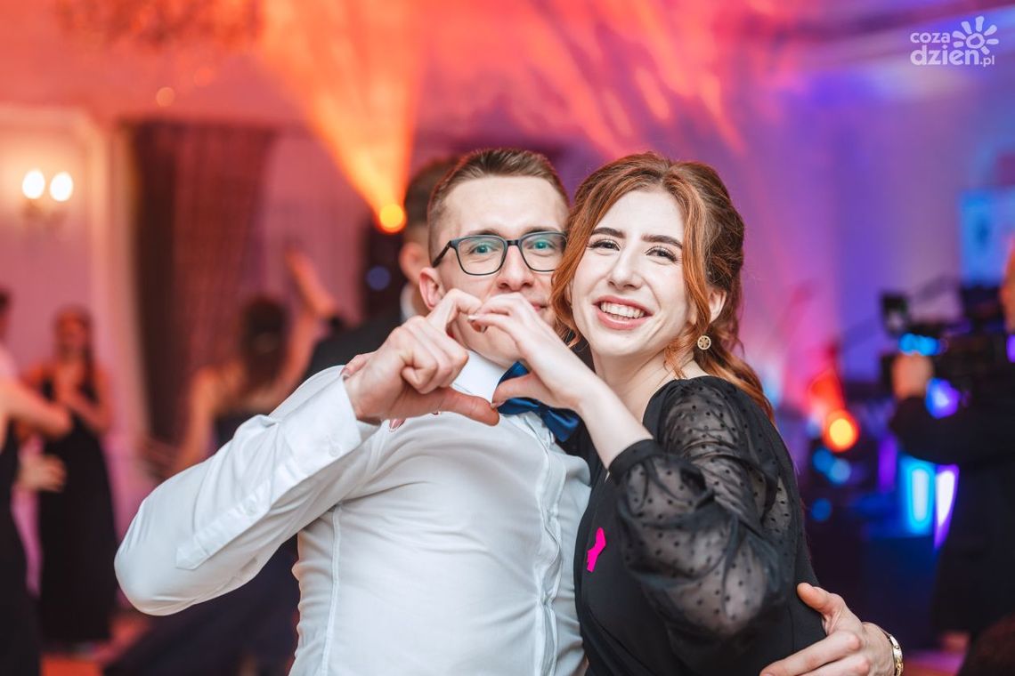 Studniówki 2023: Zakład Doskonalenia Zawodowego w Radomiu [WIDEO]