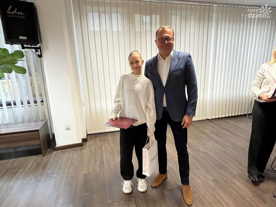 Stypendia artystyczne wręczone Stypendia artystyczne wręczone