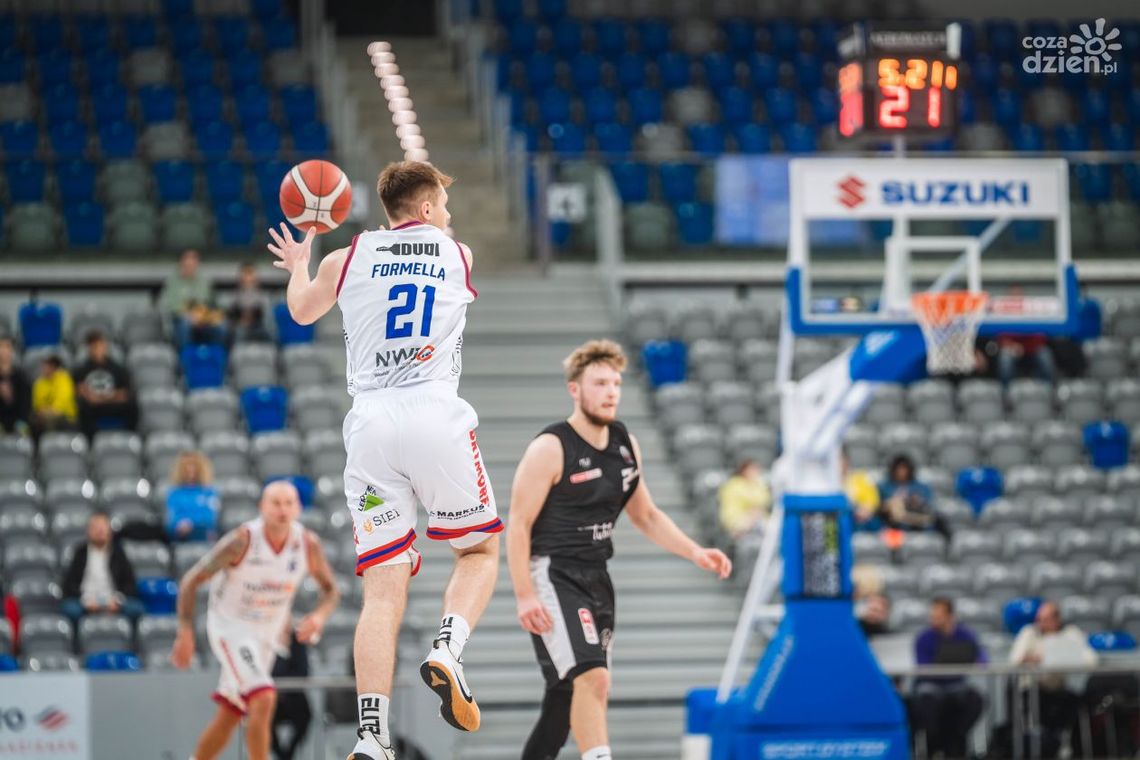 Suzuki 1. Liga - Trudny wyjazd przed koszykarzami HydroTrucku Radom