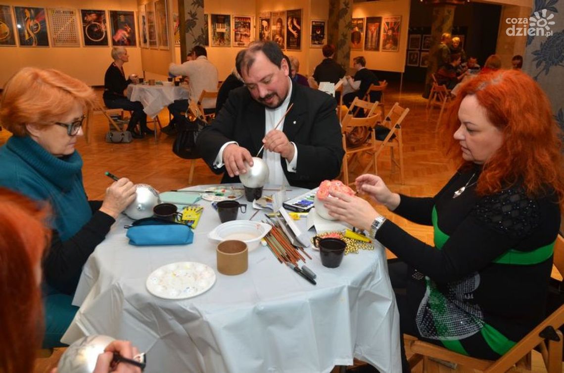 Świąteczne bombki zlicytowane!