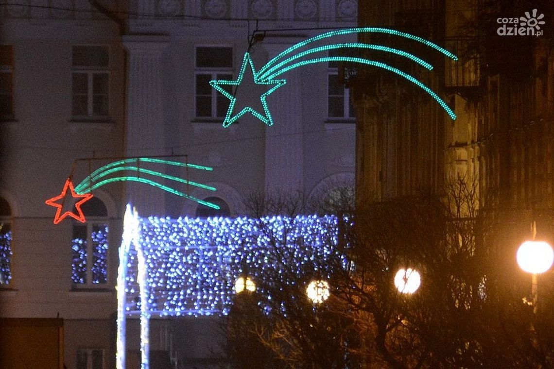 Świąteczne ozdoby na ulicach Radomia