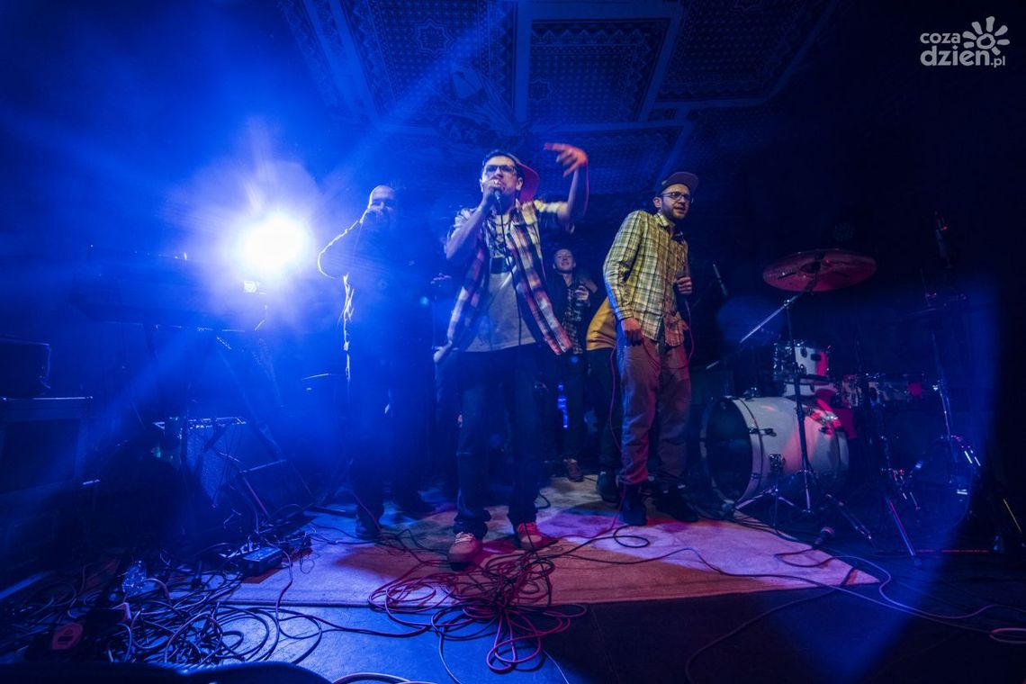 Świątecznie w Katakumbach – galeria z koncertu Alicetea Świątecznie w Katakumbach – galeria z koncertu Alicetea