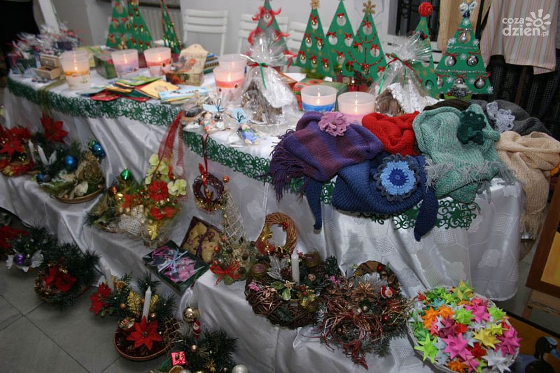 Świąteczny kiermasz Warsztatów Terapii Zajęciowej