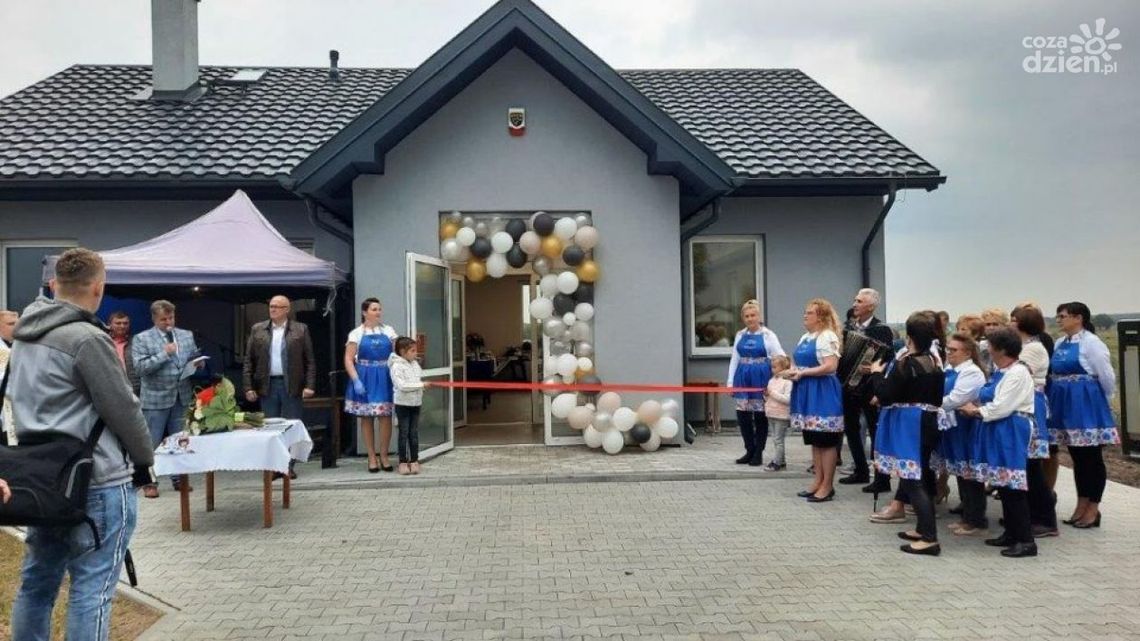 Świetlica wiejska w Maliszowie w gminie Kowala oficjalnie otwarta Świetlica wiejska w Maliszowie w gminie Kowala oficjalnie otwarta