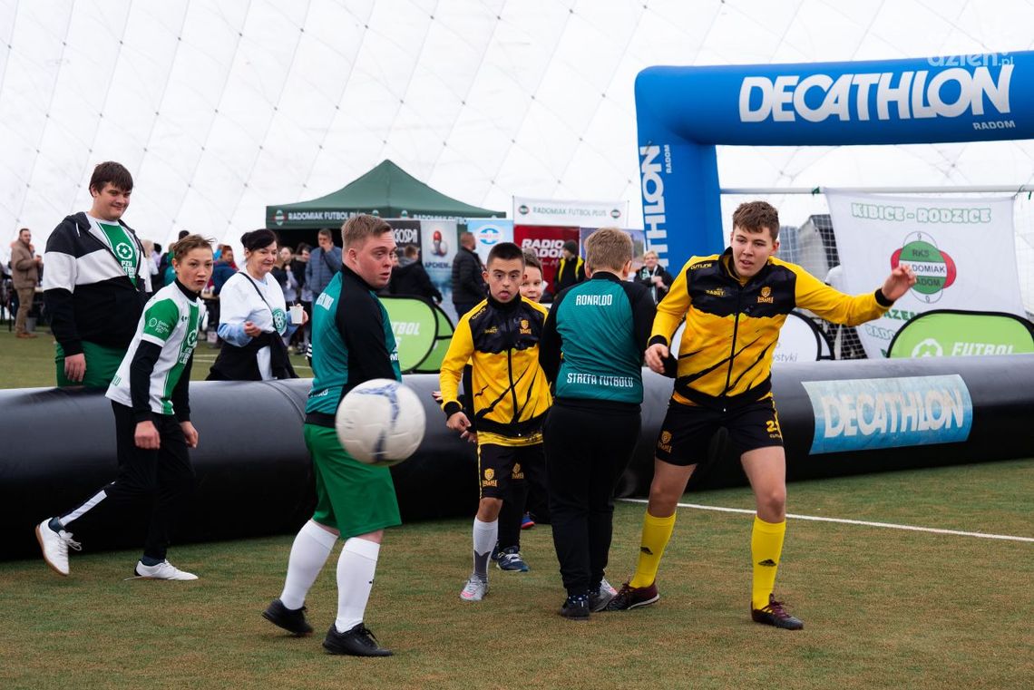 Święto sportu i integracja na Koniówce w drugiej edycji Decathlon Turnieju Bez Granic Święto sportu i integracja na Koniówce w drugiej edycji Decathlon Turnieju Bez Granic