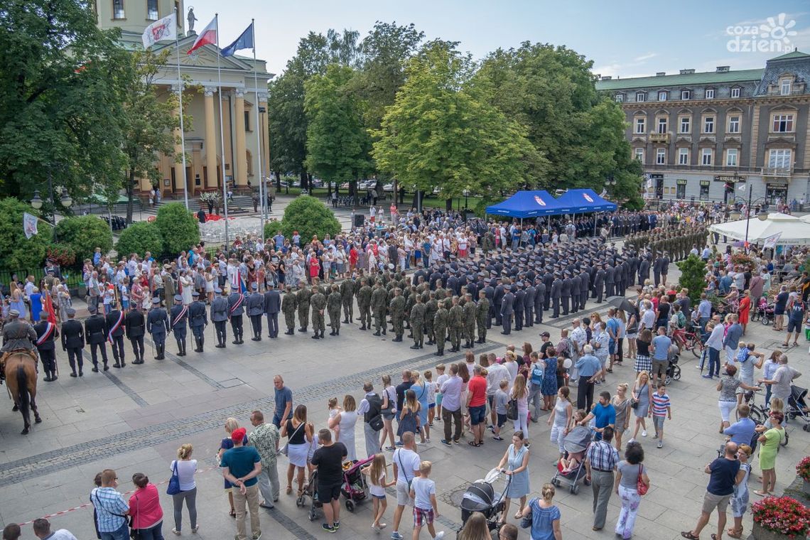 Święto Wojska Polskiego. Zmiany w ruchu
