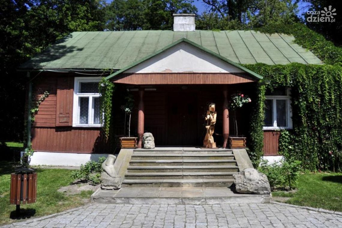 Sympozjum o zabytkach powiatu