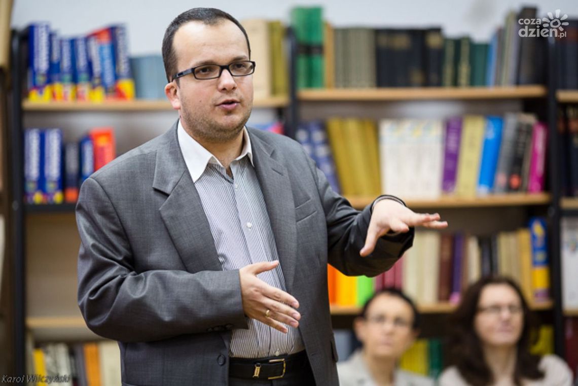 Szare i sylwestrowe czyli poezja i rysunek w jednym