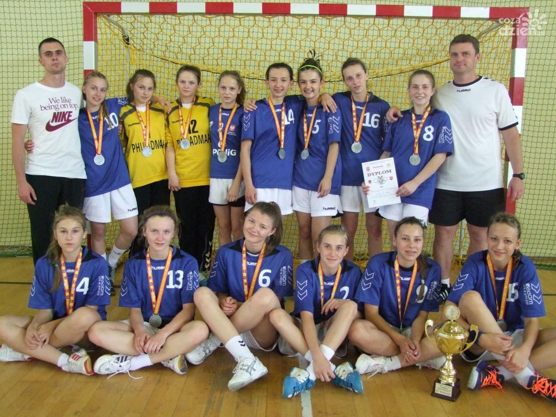 Szczypiornistki Publicznego Gimnazjum nr 8 drugie na Mazowszu! Szczypiornistki Publicznego Gimnazjum nr 8 drugie na Mazowszu!