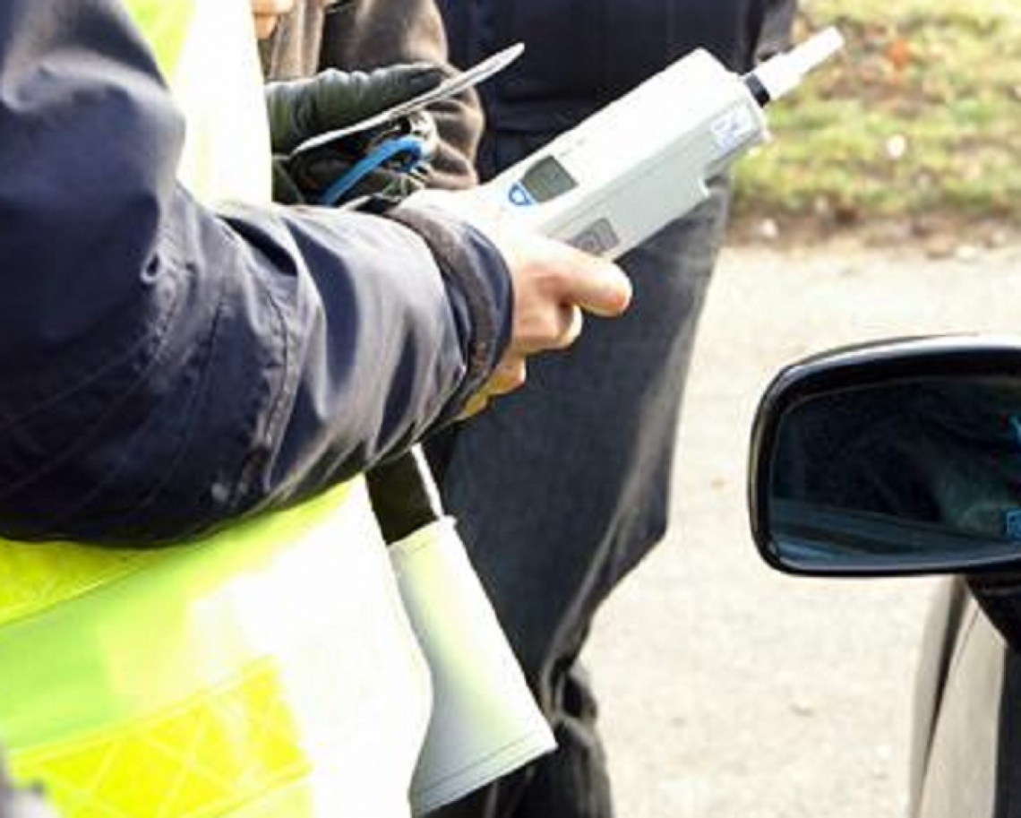 Sześć osób zginęło, zatrzymano 450 pijanych kierowców