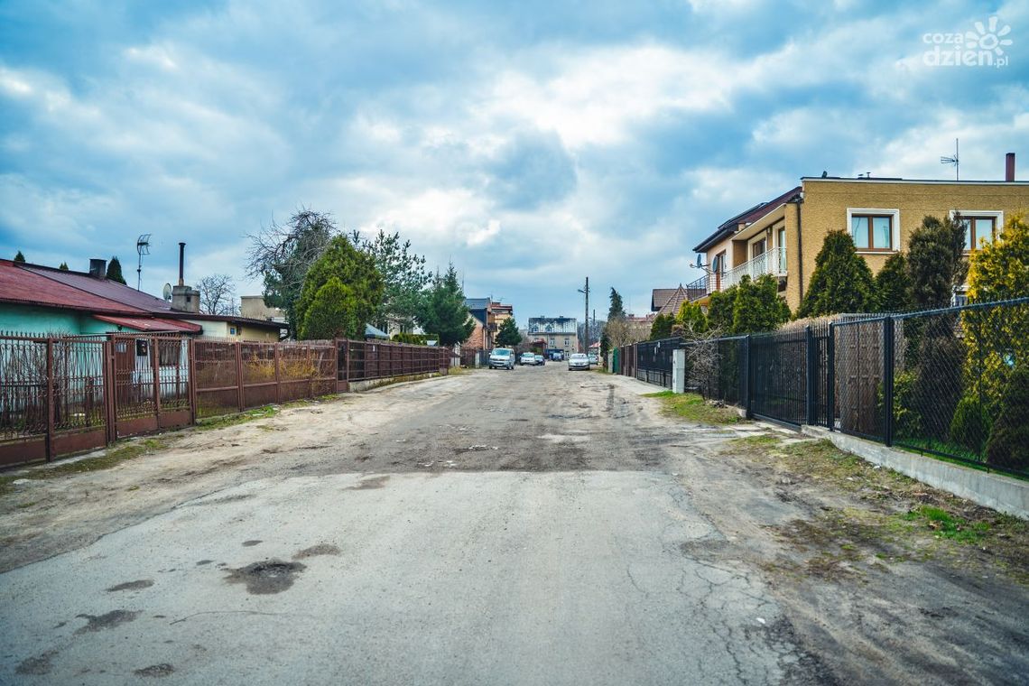 Sześciu chętnych na remont ul. Gęsiej Sześciu chętnych na remont ul. Gęsiej