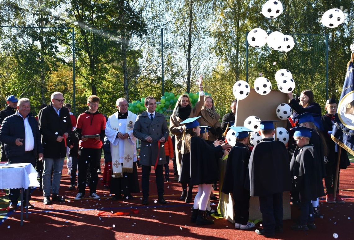 Szkoła w Owadowie ma nowe boisko Szkoła w Owadowie ma nowe boisko