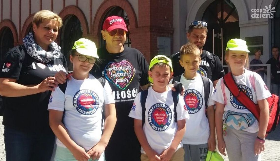 Szkoła z Radomia w finale programu „Ratujemy i Uczymy Ratować” Szkoła z Radomia w finale programu „Ratujemy i Uczymy Ratować”