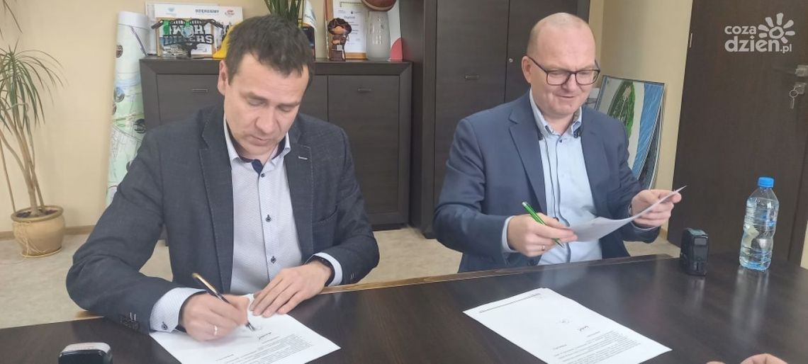 Szkoły w gminie Białobrzegi z fotowoltaiką